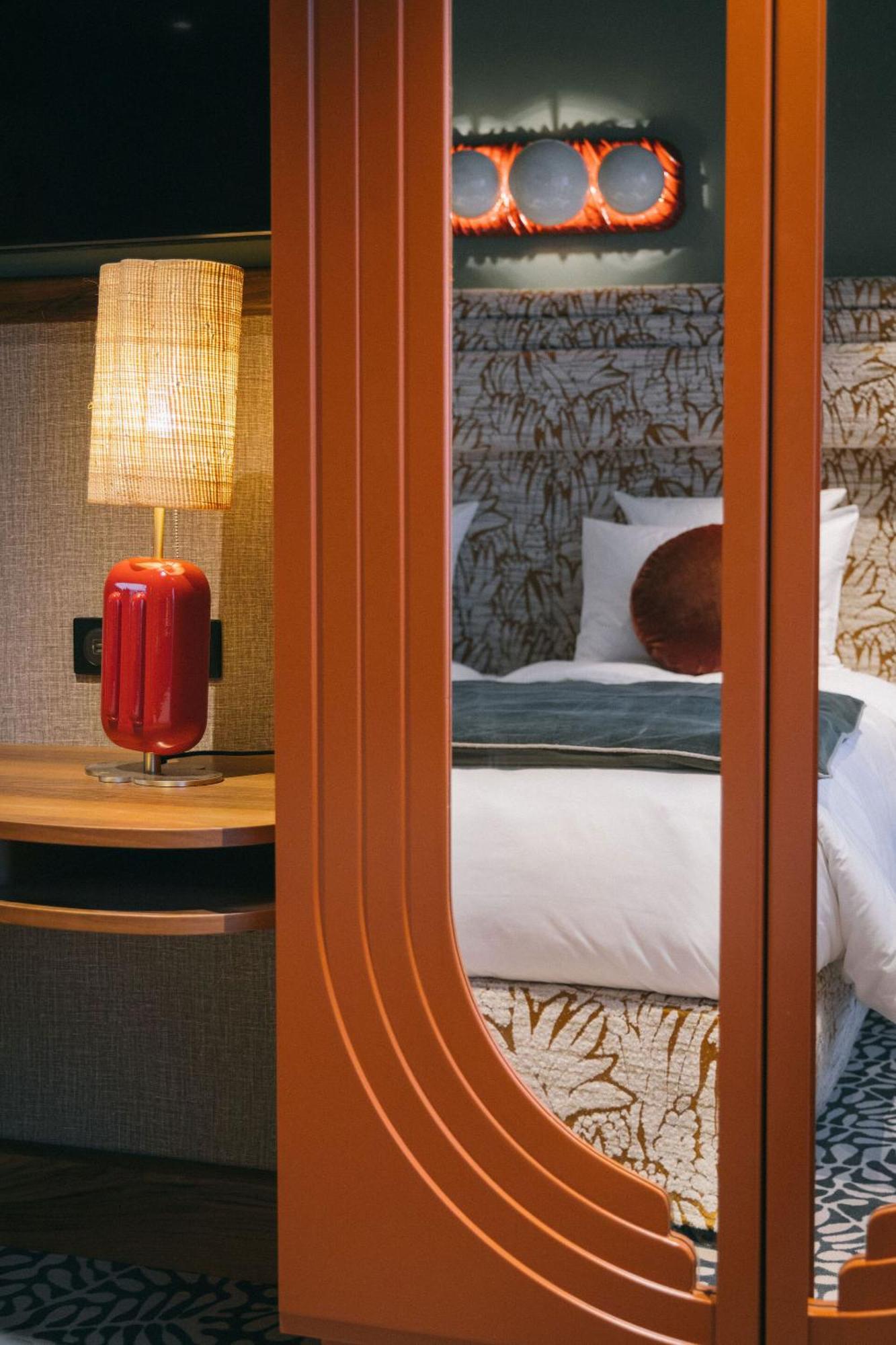 1.75 Paris La Treve Hotel ภายนอก รูปภาพ