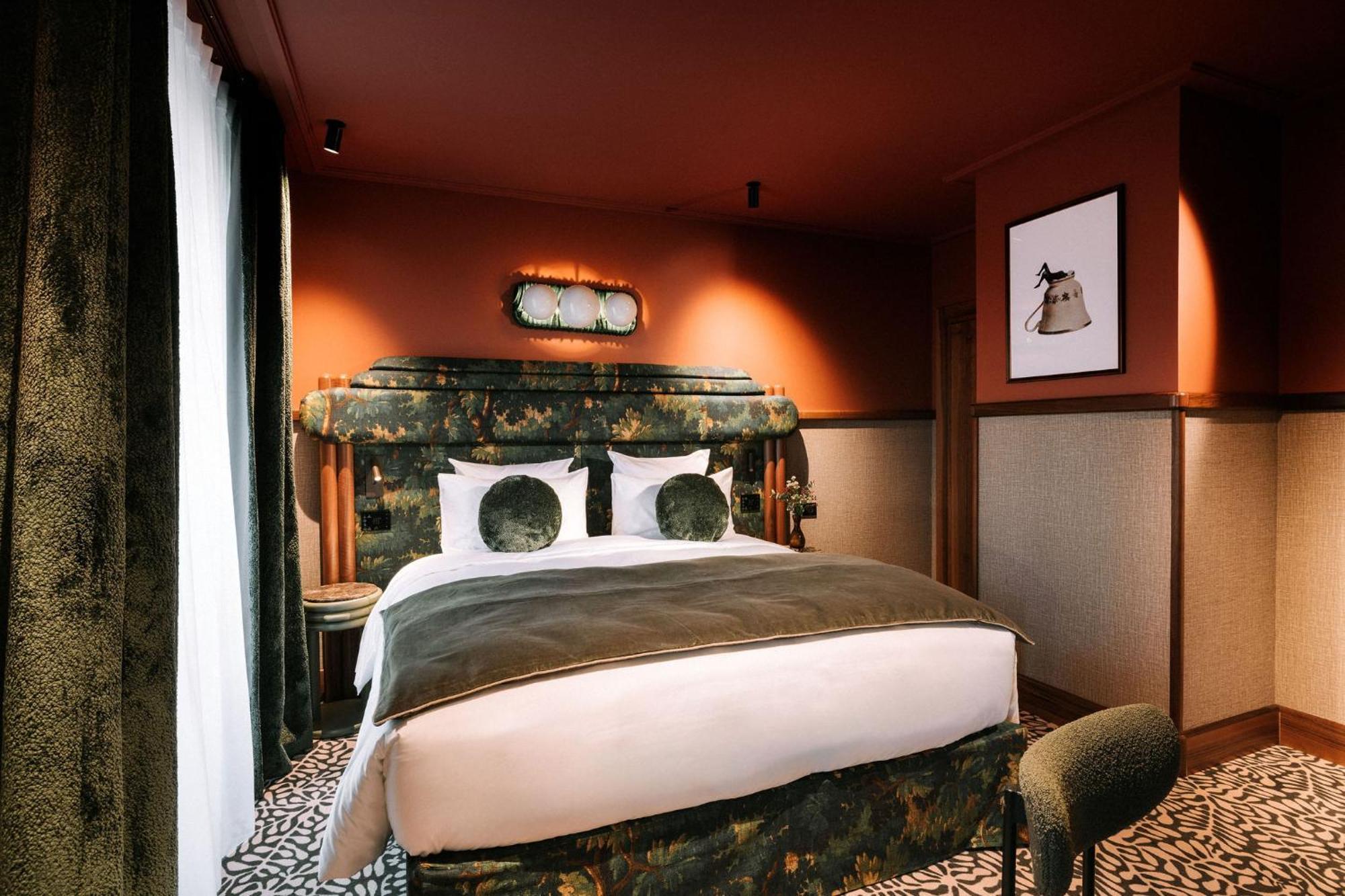 1.75 Paris La Treve Hotel ภายนอก รูปภาพ