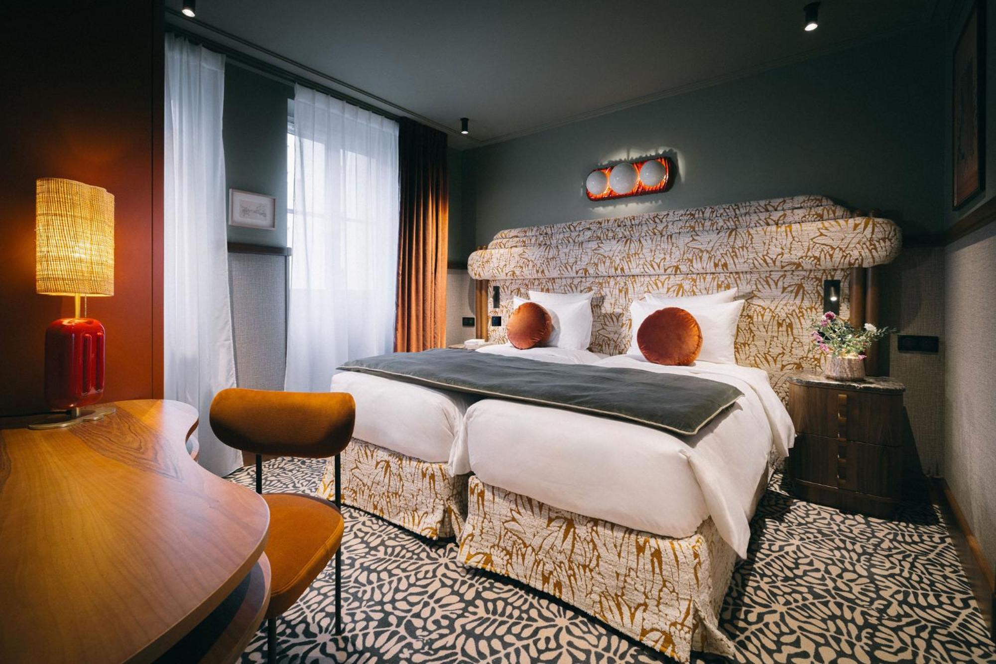 1.75 Paris La Treve Hotel ภายนอก รูปภาพ